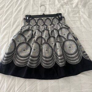 Circle Black and White Patterned Skirt